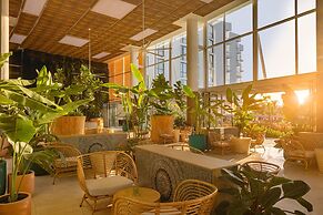 Melia Danang Beach Resort