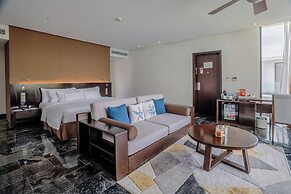 Melia Danang Beach Resort