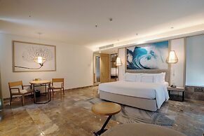 Melia Danang Beach Resort