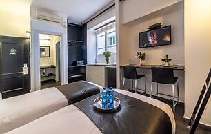 Dizengoff Avenue Hotel