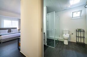 Dizengoff Avenue Hotel