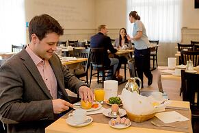 Hotel & Restaurant Goldener Pflug