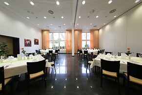 Hotel & Restaurant Goldener Pflug