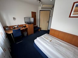 Hotel & Restaurant Goldener Pflug