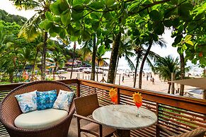 Sambass lounge beach cafe & Pousada