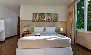 Sambass lounge beach cafe & Pousada