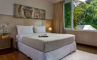 Sambass lounge beach cafe & Pousada