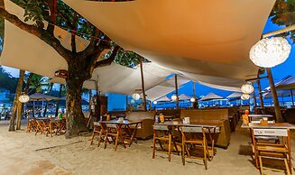 Sambass lounge beach cafe & Pousada