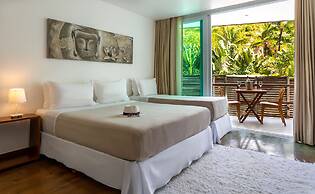 Sambass lounge beach cafe & Pousada