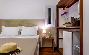 Sambass lounge beach cafe & Pousada