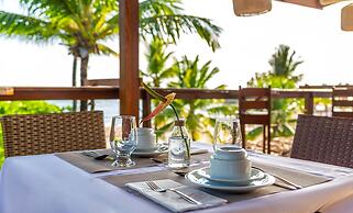 Sambass lounge beach cafe & Pousada