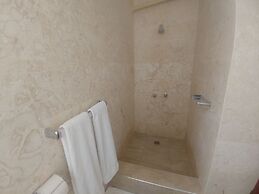 Hotel Garant & Suites