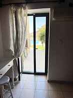 Skandalis Traditional Suites