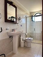 Skandalis Traditional Suites