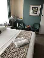 Brighton Surf Guest House