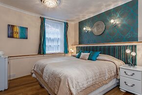 Brighton Surf Guest House