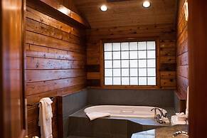 Rowena's Inn On The River