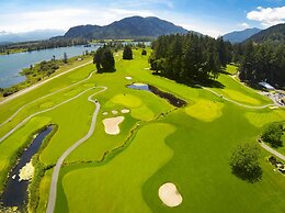 Rowena's Inn On The River