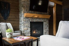 Rowena's Inn On The River