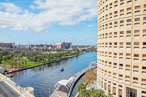 Aloft Tampa Downtown