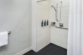 Aloft Tampa Downtown