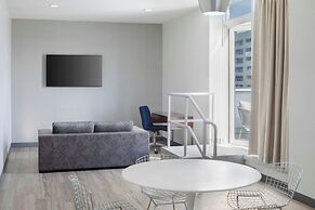 Aloft Tampa Downtown