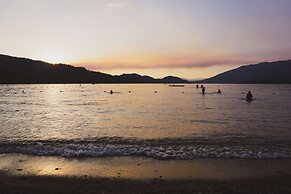 The Pine Lodge on Whitefish River