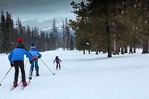 The Pine Lodge on Whitefish River