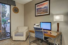 The Pine Lodge on Whitefish River