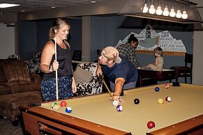 The Pine Lodge on Whitefish River