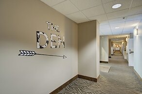 The Pine Lodge on Whitefish River