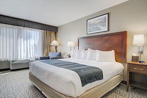 The Pine Lodge on Whitefish River