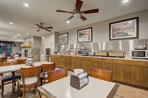 The Pine Lodge on Whitefish River