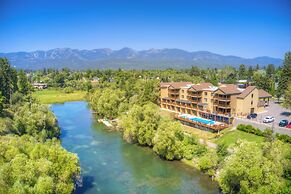 The Pine Lodge on Whitefish River