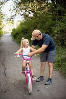 The Pine Lodge on Whitefish River