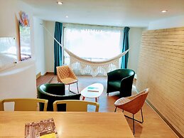 Viaggio Teleport Suites