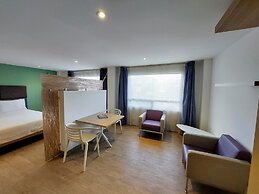 Viaggio Teleport Suites