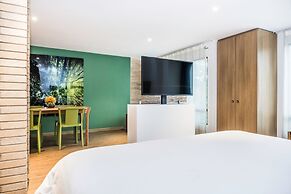 Viaggio Teleport Suites