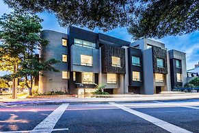 Viaggio Teleport Suites