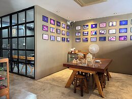 Dfeel House