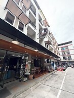 Dfeel House