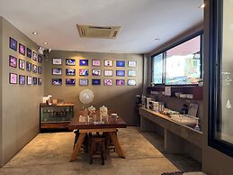 Dfeel House