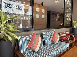 Dfeel House
