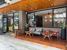 Dfeel House