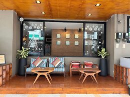 Dfeel House