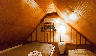 Coral Hotel Bangsaphan