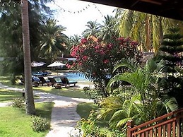 Coral Hotel Bangsaphan