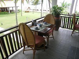 Coral Hotel Bangsaphan