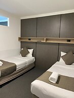 Huskisson Beach Motel