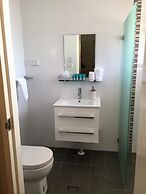 Huskisson Beach Motel